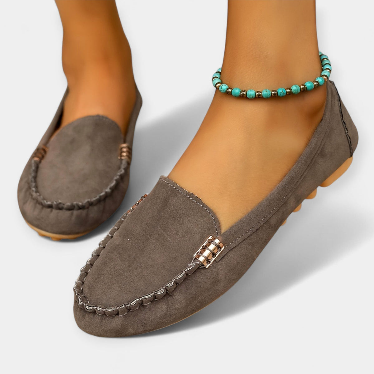 Loafer fém részletekkel