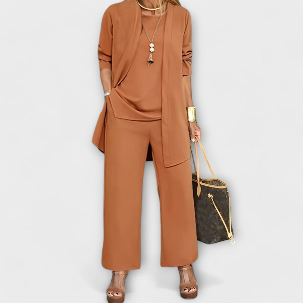 Comfortable three-piece set