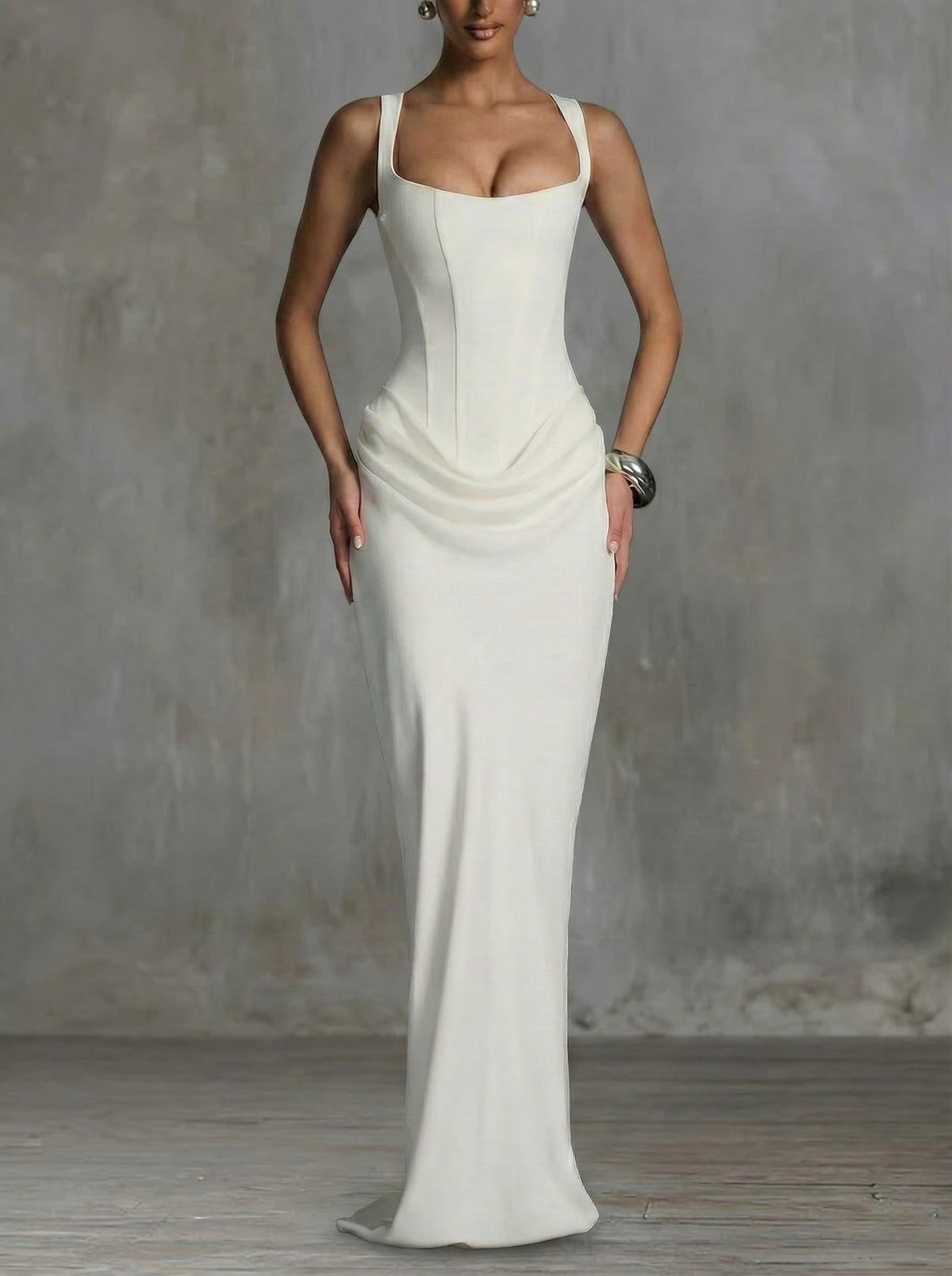 Adelina | Maxi dress with square neckline