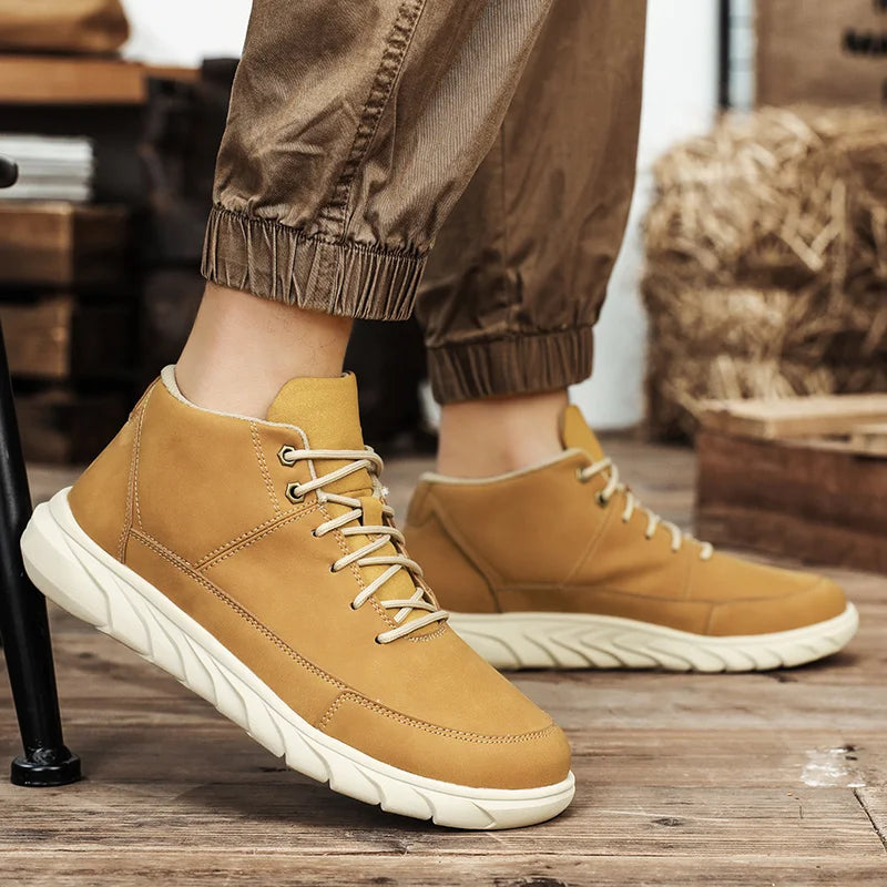 Expedition High-Top Leather Sports Shoes