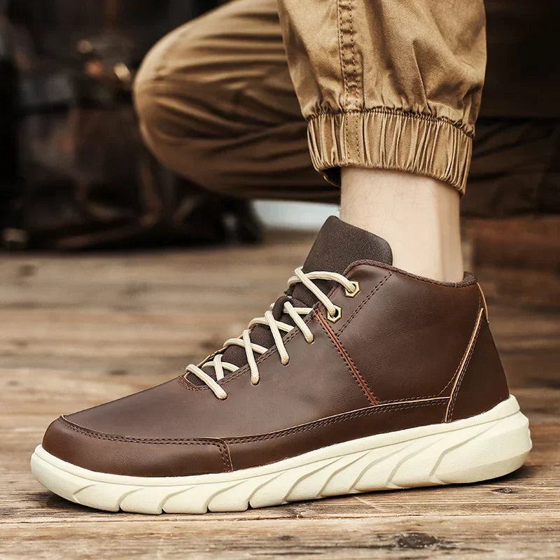 Expedition High-Top Leather Sports Shoes