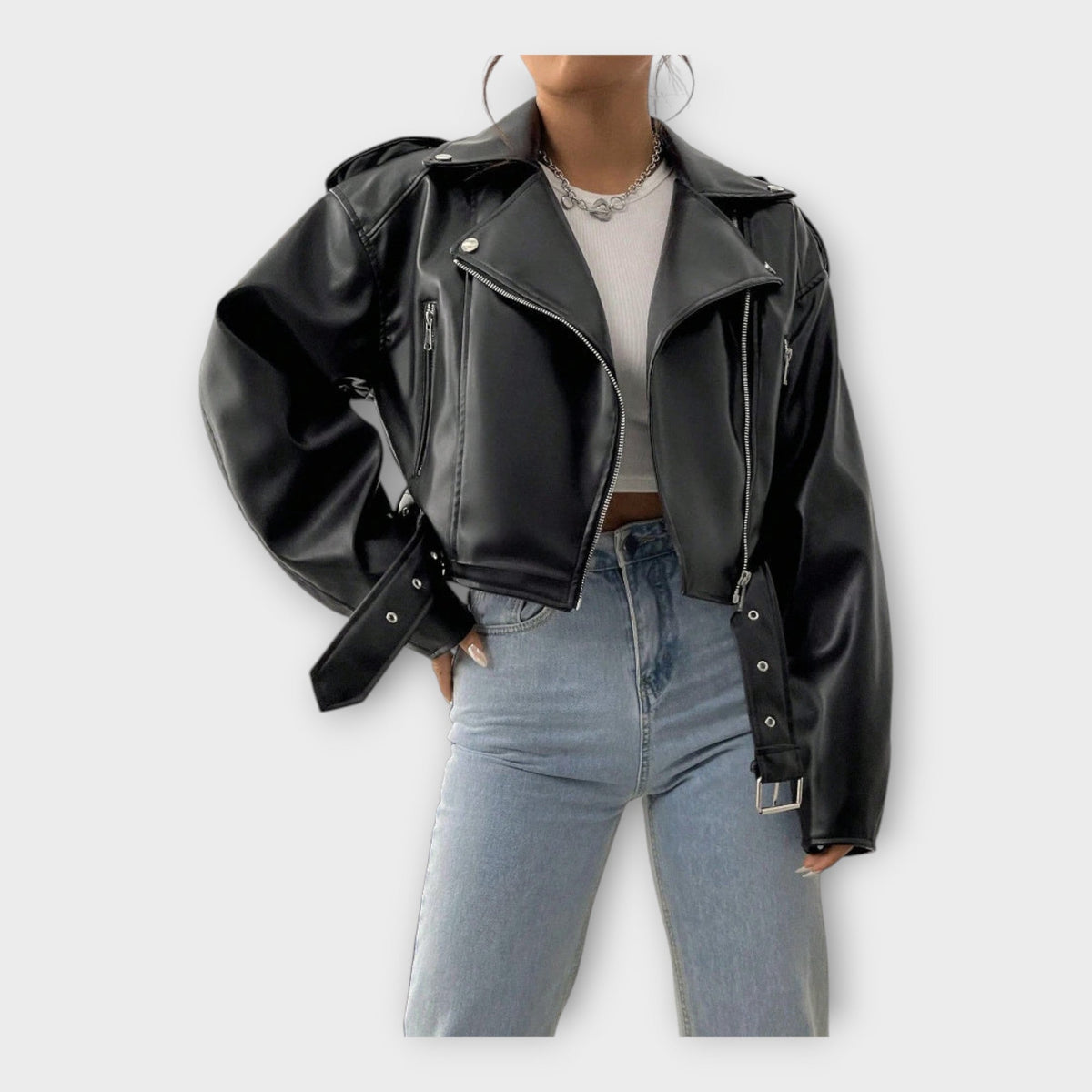 Short leather jacket with a belt