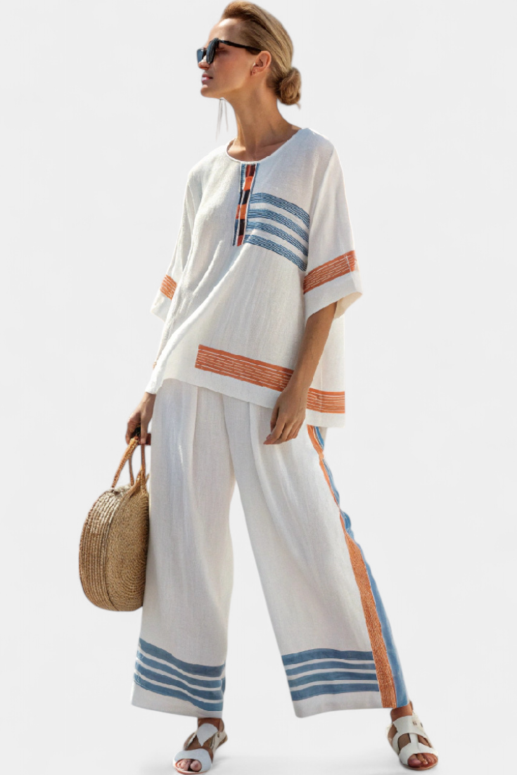 White Ethnic Daisy Set with Blue and Orange Details – Unique and Vibrant Style