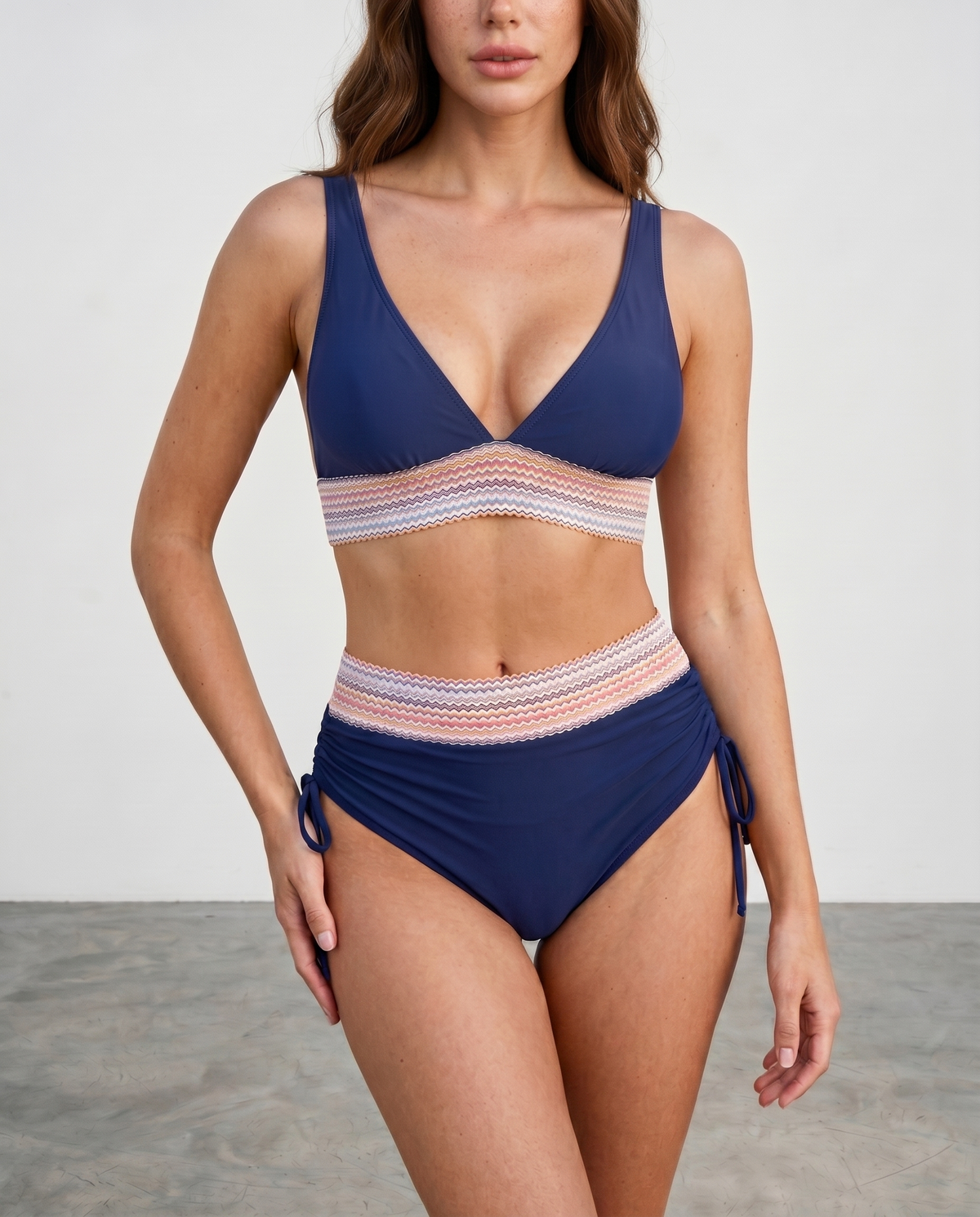 Elara | Alakformáló Push-Up Bikini Magas Derekú Tervezéssel