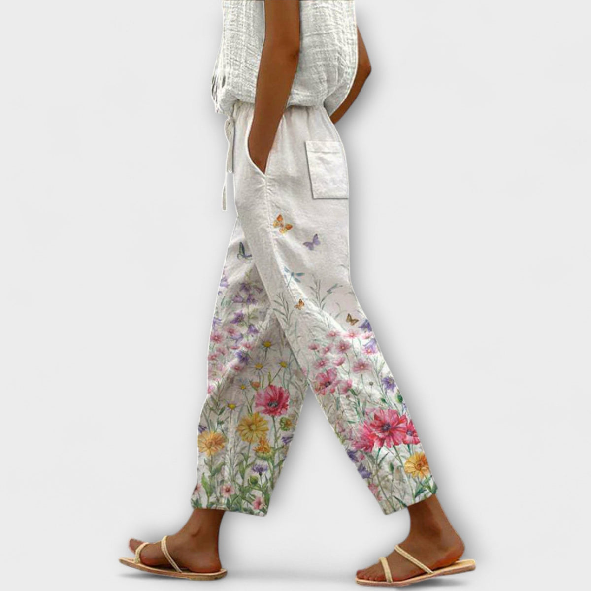 Airish - Expressive, printed, loose trousers